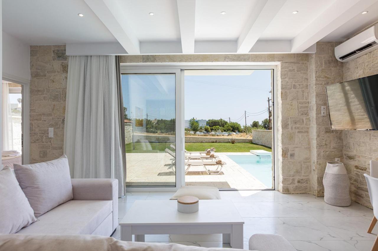 Mythos Villas 담노니 외부 사진