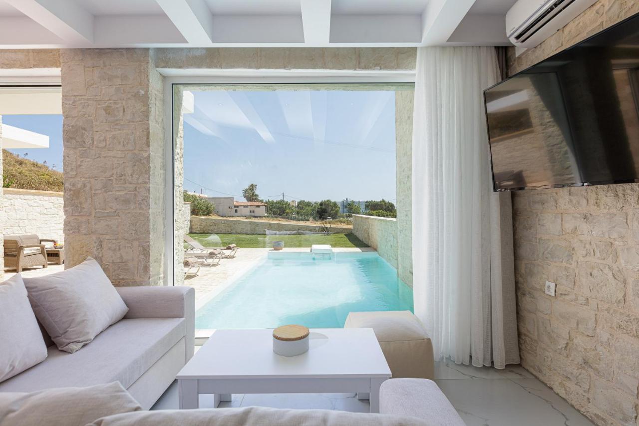 Mythos Villas 담노니 외부 사진