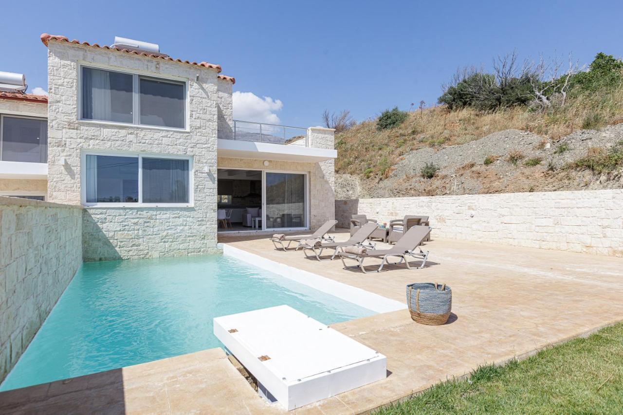 Mythos Villas 담노니 외부 사진