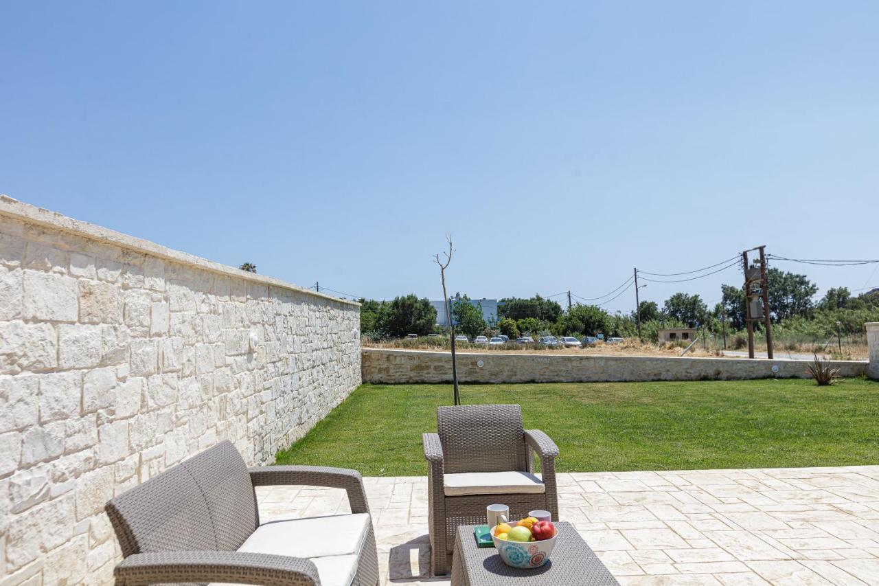 Mythos Villas 담노니 외부 사진