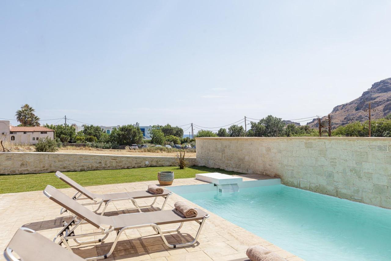 Mythos Villas 담노니 외부 사진