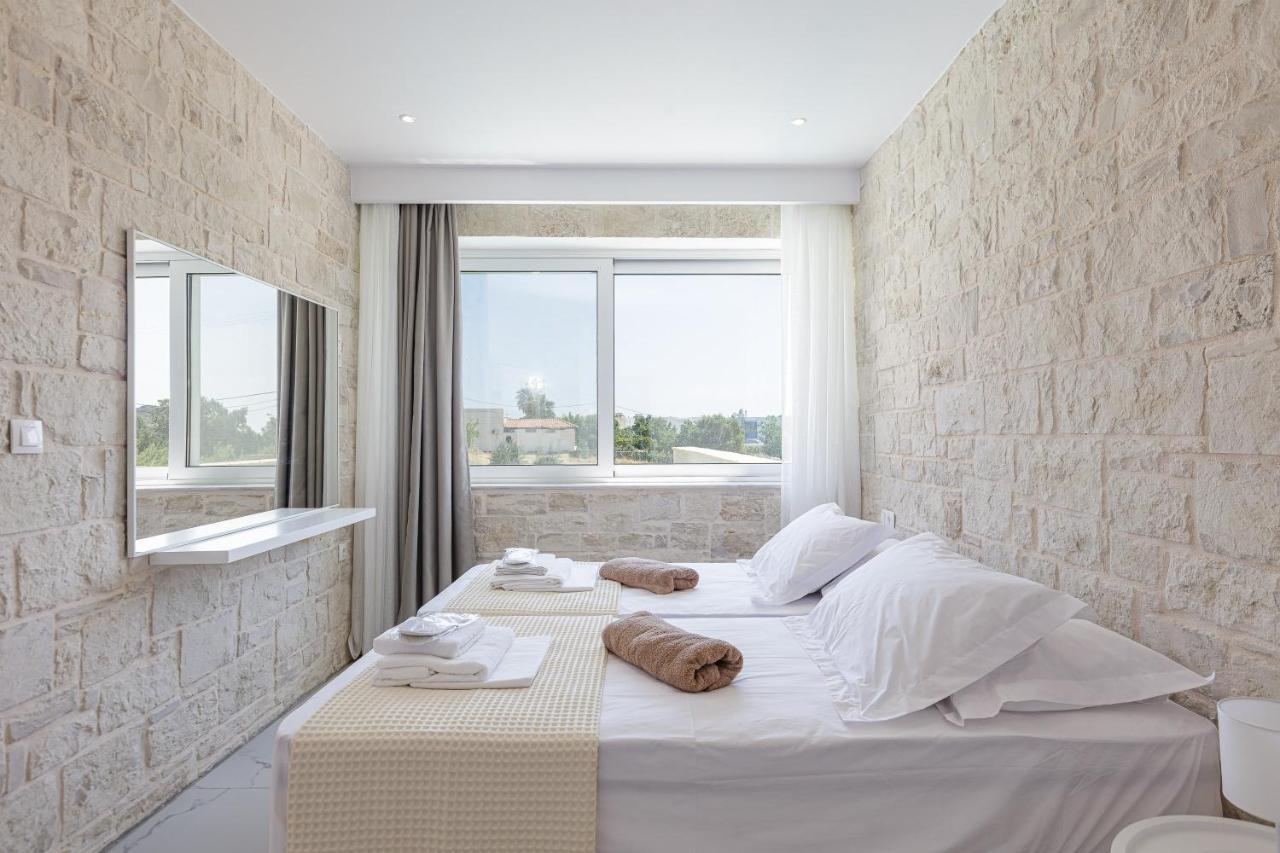 Mythos Villas 담노니 외부 사진