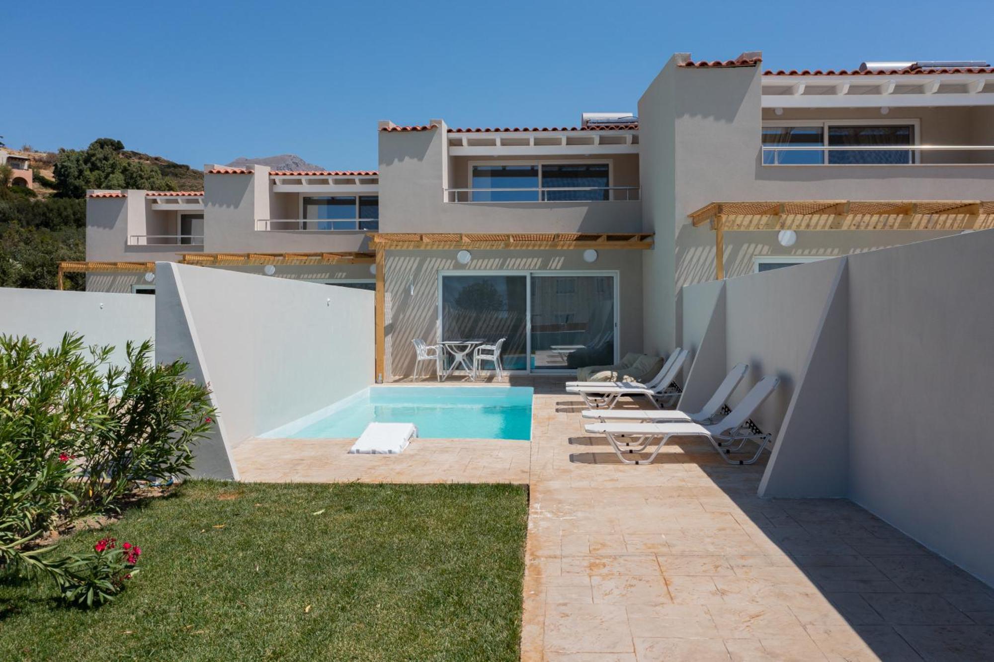 Mythos Villas 담노니 외부 사진