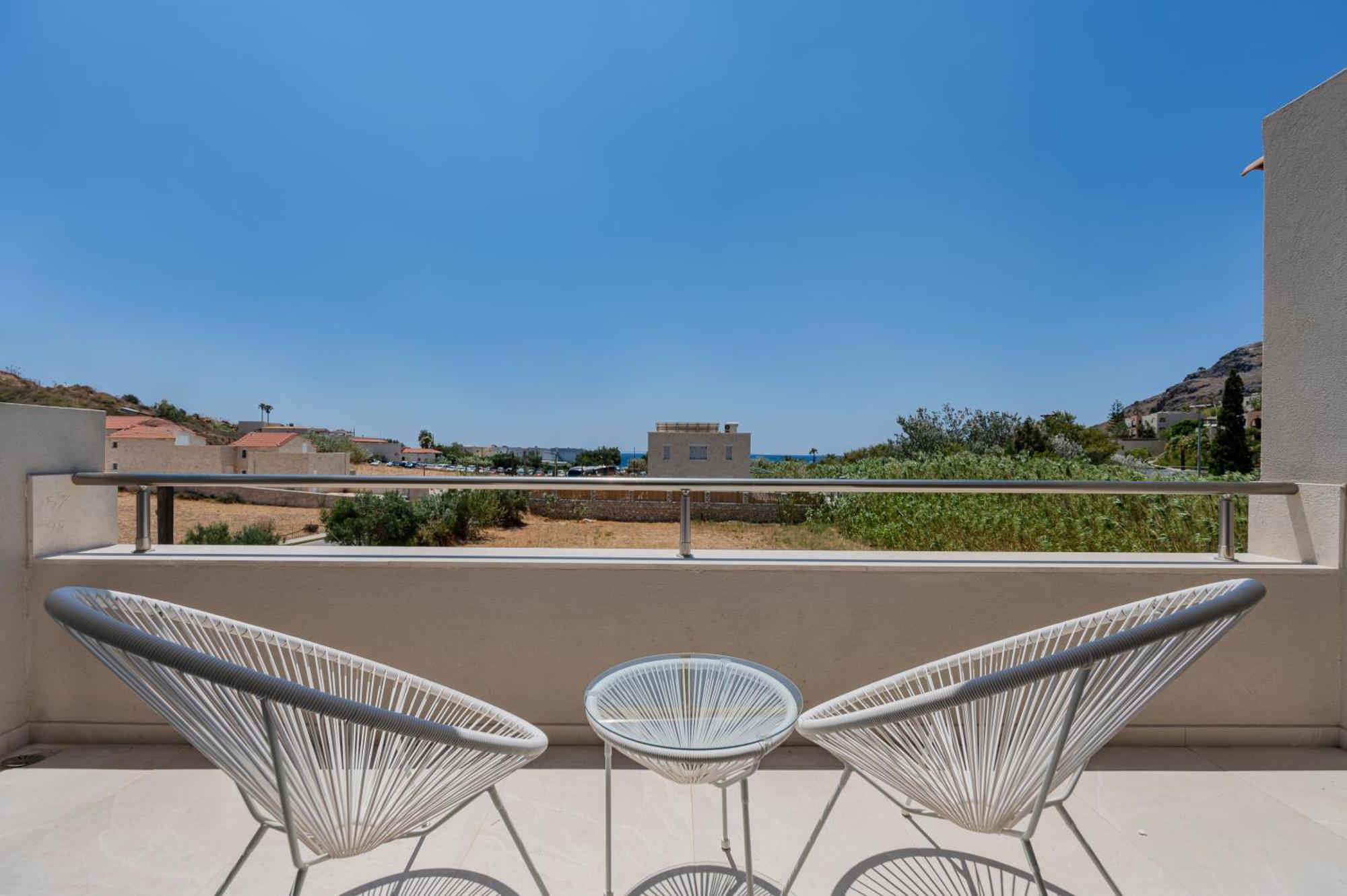 Mythos Villas 담노니 외부 사진