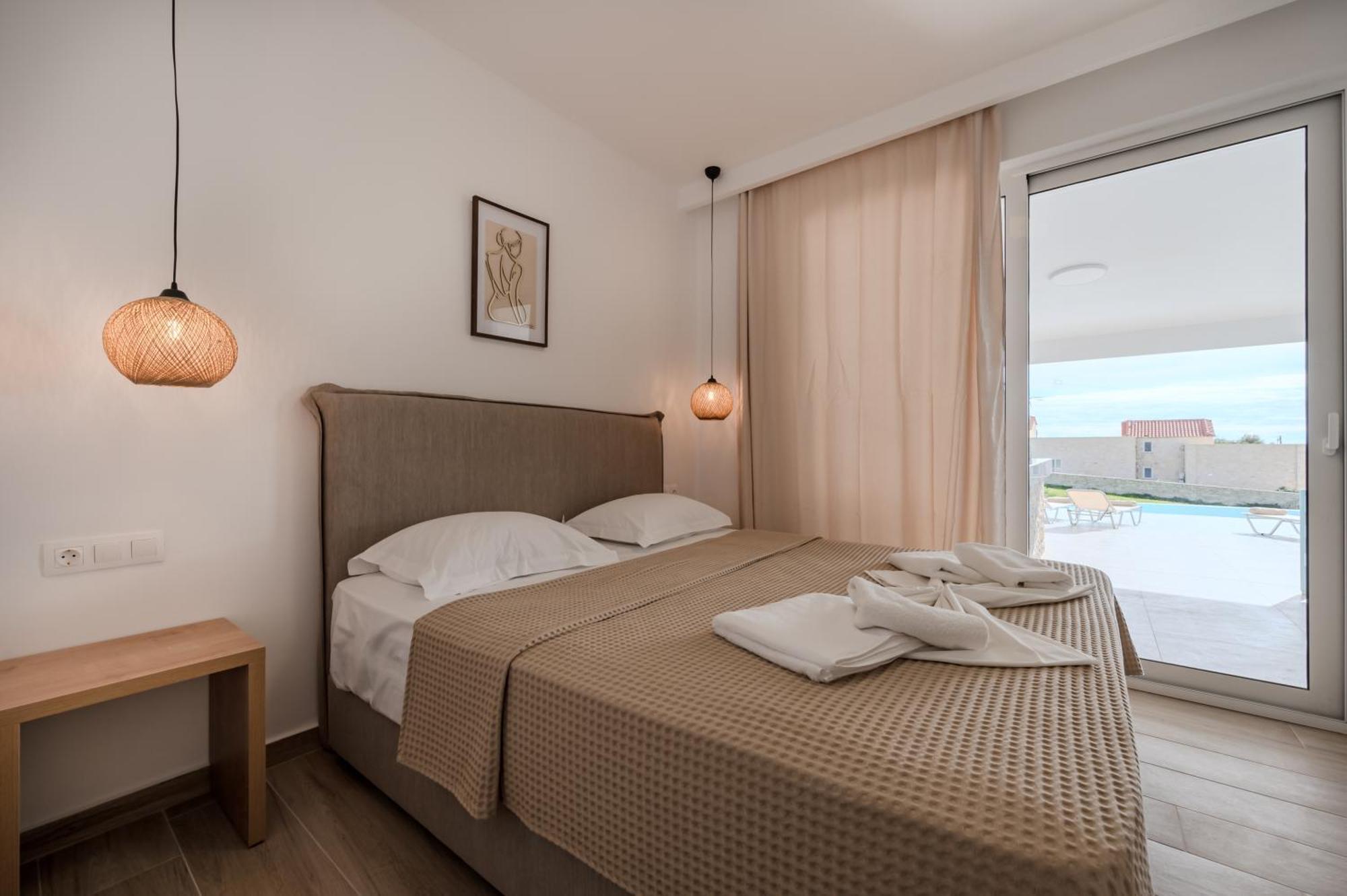 Mythos Villas 담노니 외부 사진