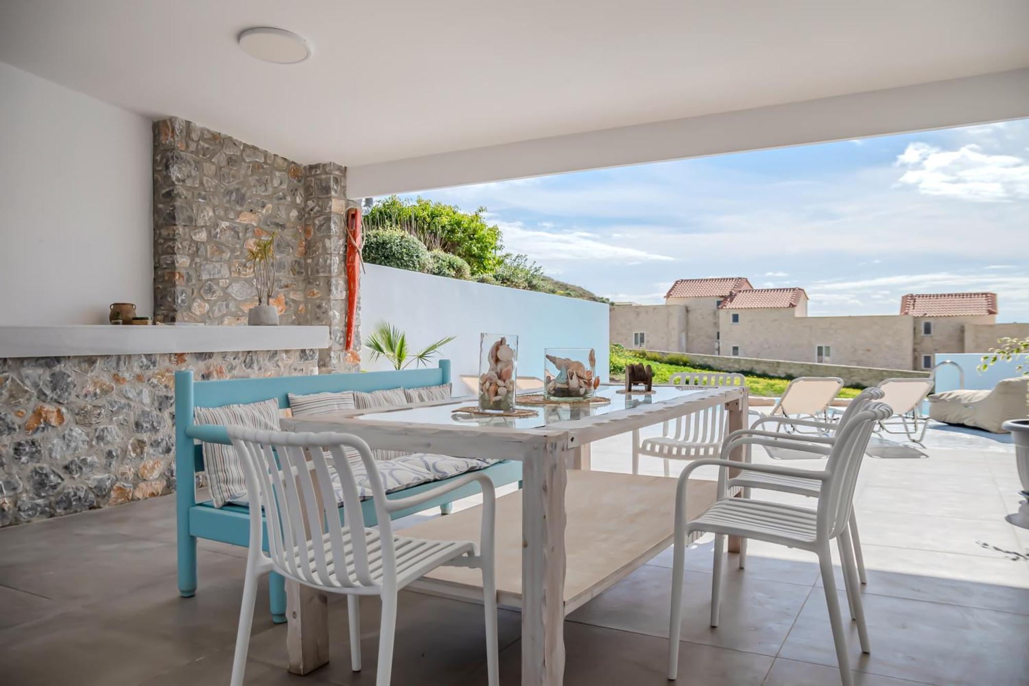 Mythos Villas 담노니 외부 사진