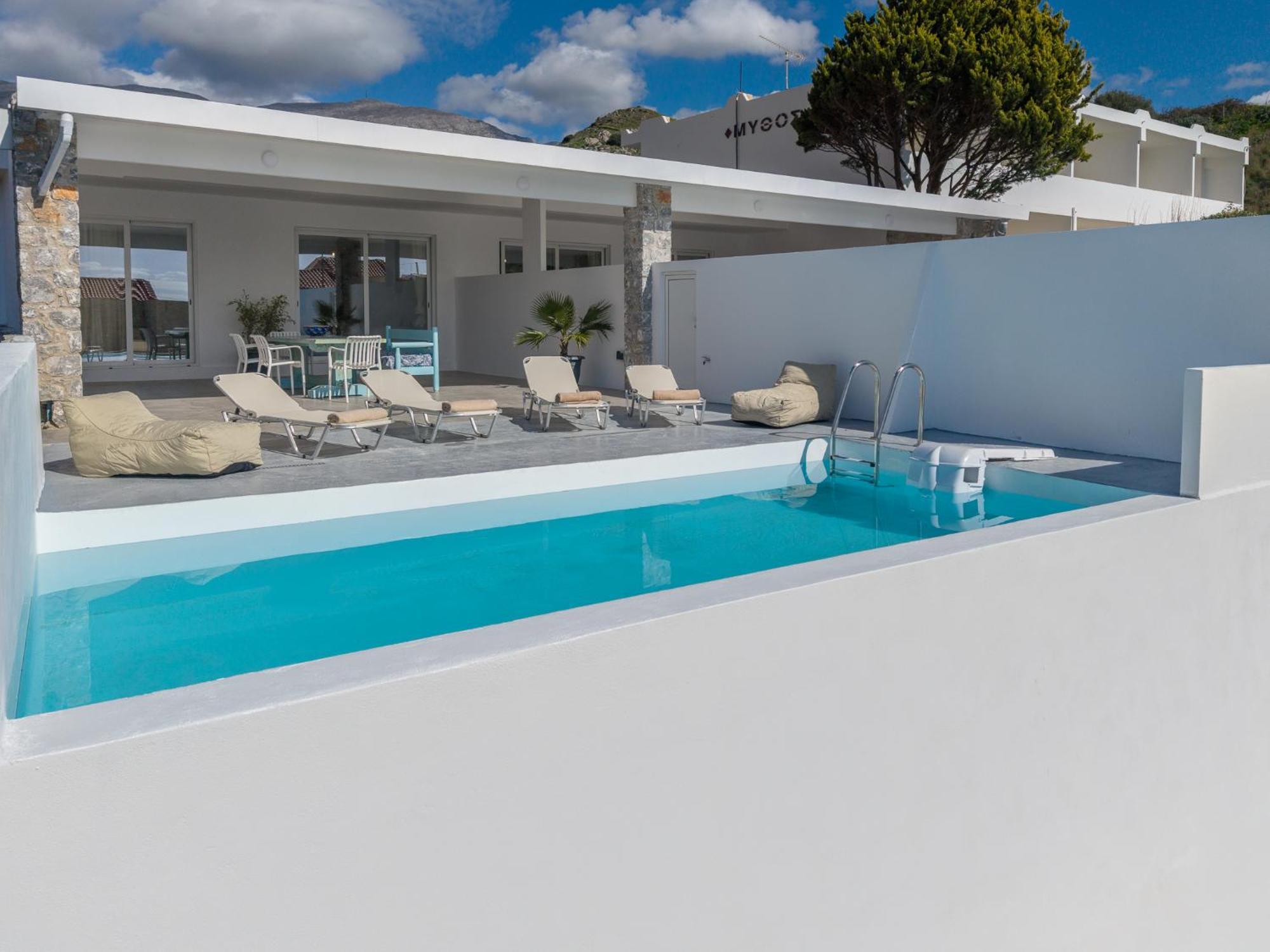 Mythos Villas 담노니 외부 사진